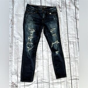 American Eagle Outfitters Women's Distressed Dark Blue Skinny Jeans
